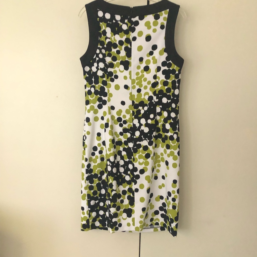 Spring/Summer dress - Picture 2 of 3